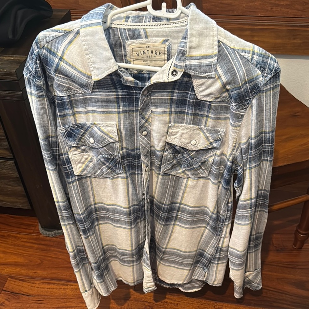 Vintage Blue and White Casual Button Down Shirt